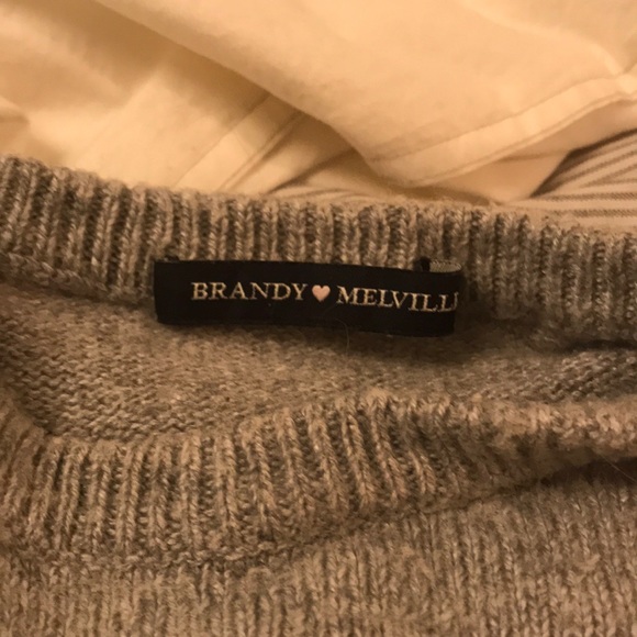 Brandy Melville long sleeve - Picture 3 of 3